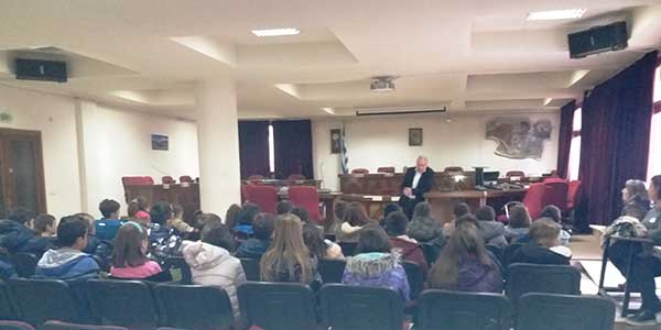 Το Δημαρχείο Εορδαίας επισκέφθηκαν μαθητές του 4ου Δημοτικού Σχολείου Πτολεμαϊδας στα πλαίσια του μαθήματος «Μελέτη Περιβάλλοντος»