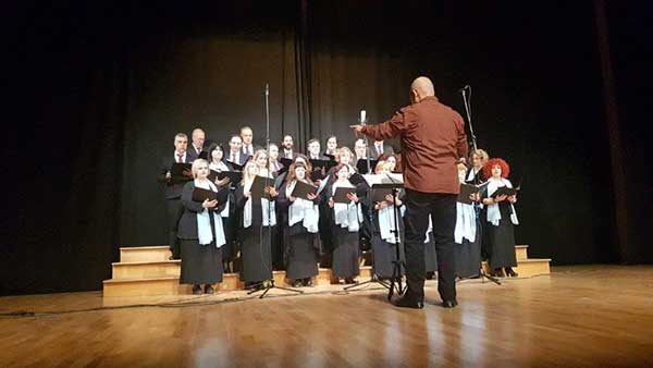Μάγεψε το φιλόμουσο κοινό η καθιερωμένη μουσική εκδήλωση «Συνάντηση Χορωδιών»