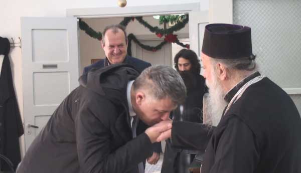 Η ευχή του Μητροπολίτη Γρεβενών στον υποψήφιο Δήμαρχο Κοζάνης Βαγγέλη Σημανδράκο