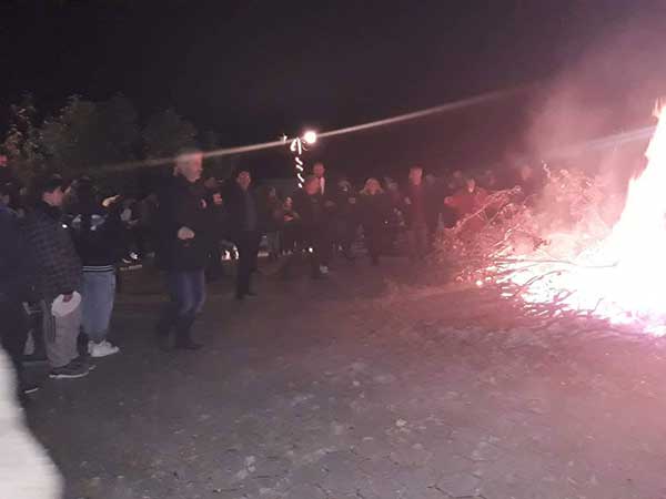 Σούρβα και τσιγαρίδες στο Μικρόκαστρο Βοΐου Κοζάνης