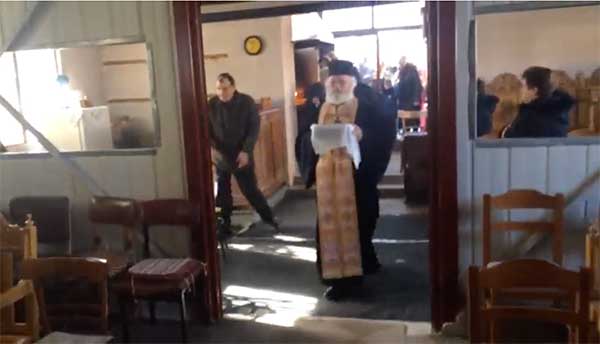 ΗΑγία Παρασκευή υποδέχτηκε την Τίμια Κάρα με το λείψανο του Αγίου Νικάνορα