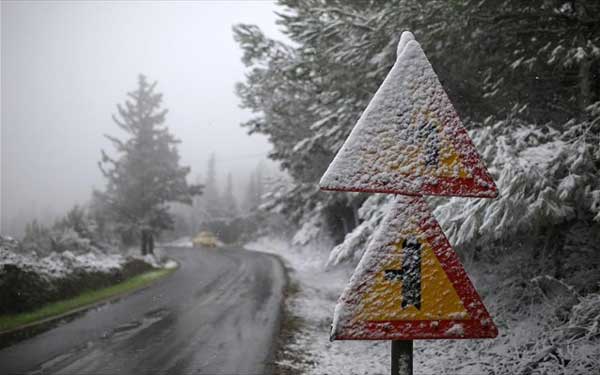 Ενημέρωση κοινού σχετικά με προληπτικά μέτρα έναντι επικείμενων χιονοπτώσεων και παγετού στο Δήμο Σερβίων
