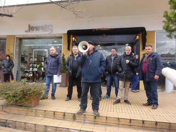 Ψήφισμα διαμαρτυρίας παρέδωσαν οι αγρότες στη ΔΟΥ Καστοριάς