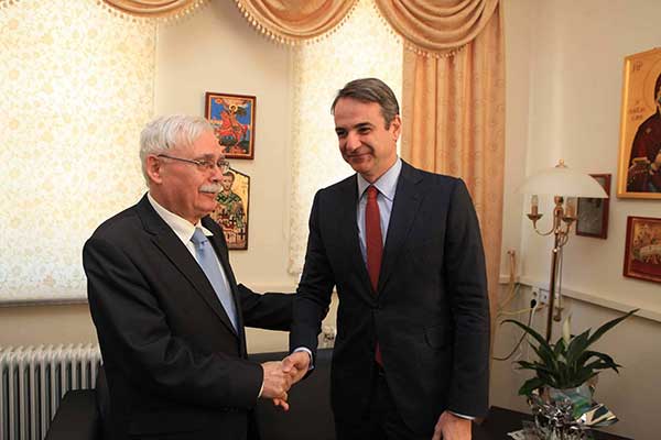 Τον Κυριάκο Μητσοτάκη υποδέχθηκε ο Δήμαρχος Βοΐου Δημήτρης Λαμπρόπουλος στην Σιάτιστα