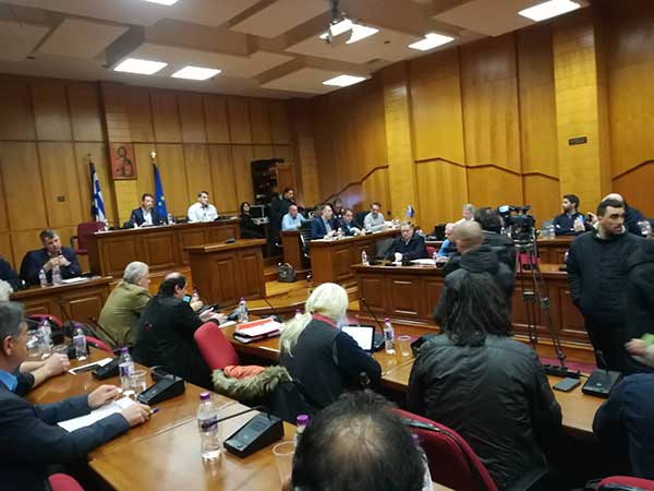 Εντάσεις στη σημερινή συνεδρίαση του Περιφερειακού Συμβουλίου Δ. Μακεδονίας – Γ. Ζεμπιλιάδου προς Η. Κάτανα: «Ως θλιβεροί εκπρόσωποι της Κυβέρνησης λειτουργείτε εσείς και αυτό φάνηκε από το ξεπούλημα της ΔΕΗ και της Μακεδονίας»