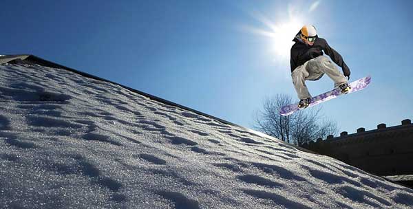 Ο ΣΧΟΚ ζητά εθελοντές για τους αγώνες SNOWBOARD Slalom που ξεκινούν την Παρασκευή