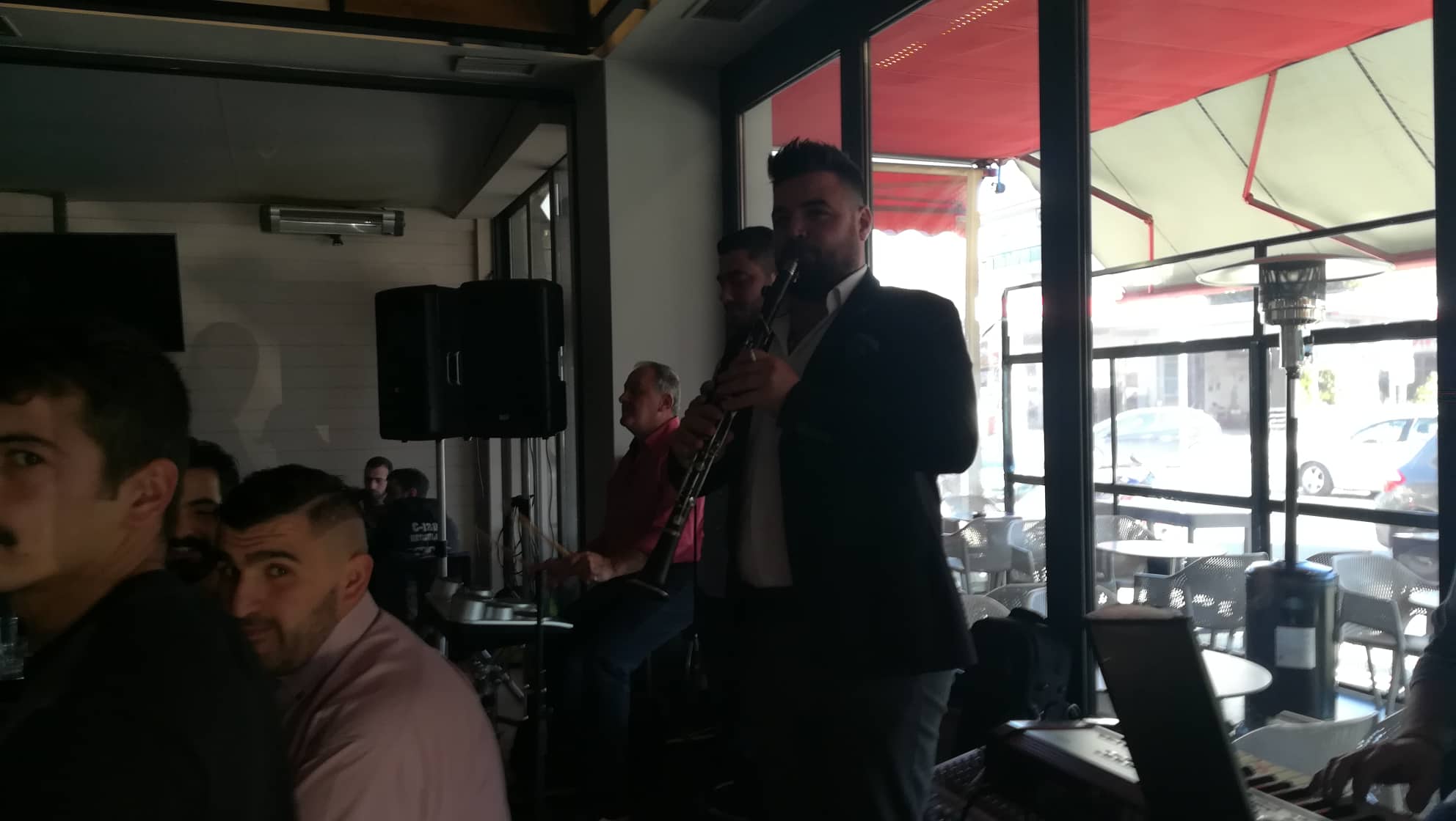 Τσικνοπέμπτη στο Cafe Sokolata – Όργανα, χορός και πολύ κέφι!