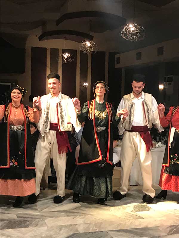 Παραδοσιακή μουσική, κέφι και χορός μέχρι πρωίας από τον Σύλλογο Ηπειρωτών Κοζάνης