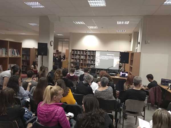 32 ποιήματα σε 12 γλώσσες από  φοιτητές του ΤΕΙ και  ERASMUS του ΤΕΙ Δ. Μακεδονίας