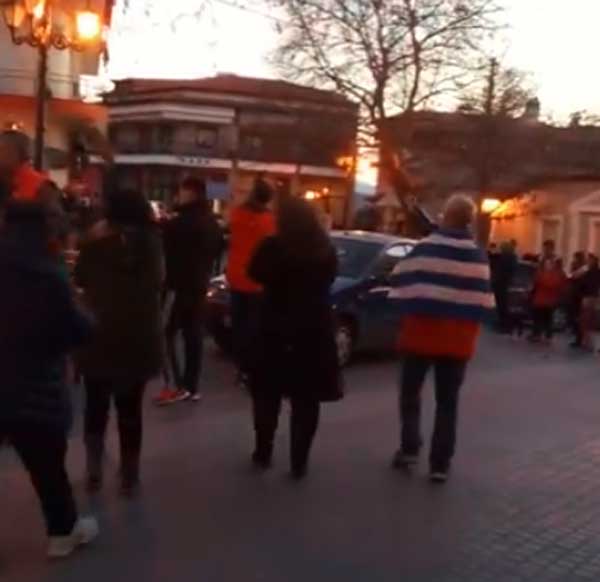 Οι Βελβεντινοί γιορτάζουν την ανεξαρτησία τους