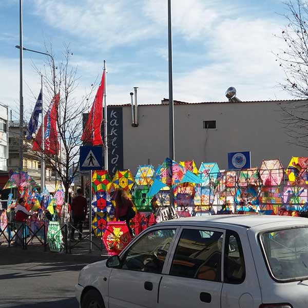 Βγήκαν οι χαρταετοί στην πόλη της Κοζάνης