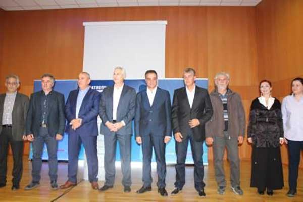 Οι 8 υποψήφιοι του συνδυασμού «Ανατροπή Δημιουργία» στα Γρεβενά-  Θόδωρος Καρυπίδης: «Η ΝΔ δεν ψήφισε την ενέργεια και τα νερά ως δημόσια αγαθά»