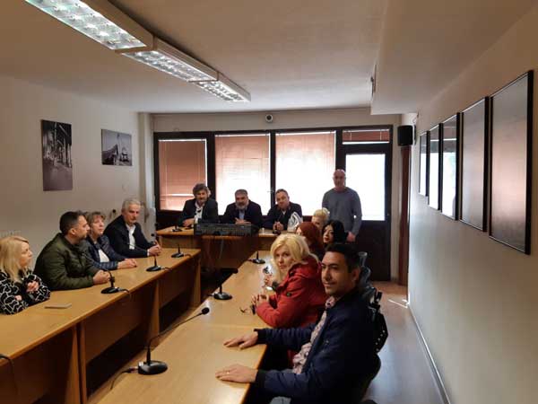 Στο σωματείο εργαζομένων ΔΕΗ «Ο Σπάρτακος» και στο Σύλλογο Καρκινοπαθών Εορδαίας ο Παναγιώτης Πλακεντάς