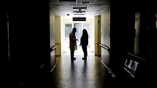 ΠΟΕΔΗΝ: Ασθενής στα Γρεβενά κατέληξε από ανακοπή επειδή δεν υπήρχε αναισθησιολόγος να τον διασωληνώσει!