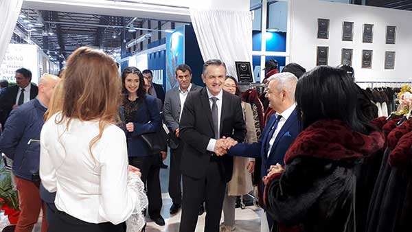 Την 44η Διεθνή Έκθεση Γούνας Καστοριάς επισκέφθηκε ο υποψήφιος Περιφερειάρχης Δυτικής Μακεδονίας Γιώργος Κασαπίδης