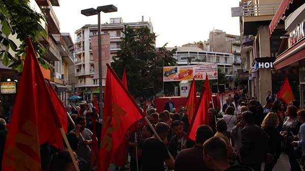Με μαχητικό κλίμα πραγματοποιήθηκε  η κεντρική προεκλογική συγκέντρωση της  ΤΕ Κοζάνης του ΚΚΕ στον κεντρικό πεζόδρομο της Κοζάνης