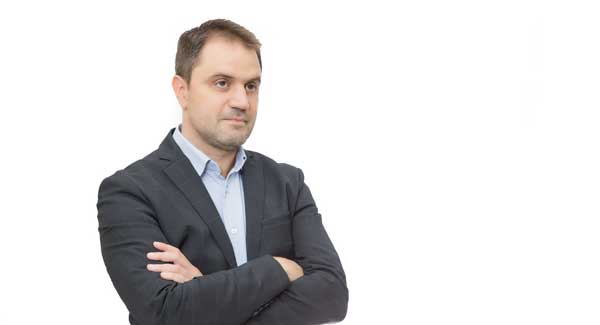 Γιάννης Μητλιάγκας: «Το Επιμελητήριο αναπαράγει έναν παραγοντισμό» – «Βλέπουμε μια περιστροφή γύρω από τον άξονά μας για να επιβεβαιώσουμε τον εαυτό μας»