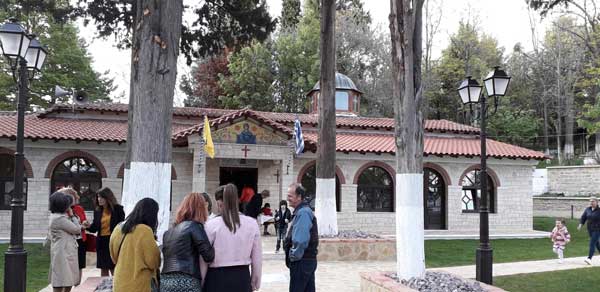 Πανηγυρίζει το ξωκλήσι της Ζωοδόχου Πηγής στην Κοζάνη