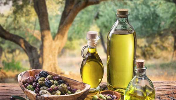 ΥφΑΑΤ: Στηρίζουμε την αλυσίδα αξίας του ελαιόλαδου, αναδεικνύοντας τον κλάδο σε βασικό παίχτη εξωστρέφειας