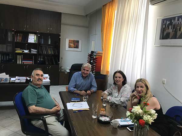 Επíσκεψη της υποψήφια βουλευτή  του ΣΥΡΙΖΑ Π.Ε Κοζάνης Καλλιόπης Βέττα  στην Περιφερειακή Διεύθυνση Πρωτοβάθμιας και Δευτεροβάθμιας Εκπαίδευσης Δυτικής Μακεδονίας και στο Κ.Ε.Σ.Σ.Υ  Κοζάνης