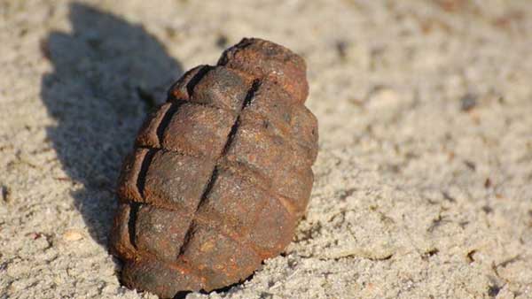 Χειροβομβίδα βρέθηκε σε οικόπεδο στη Νεάπολη Βοΐου