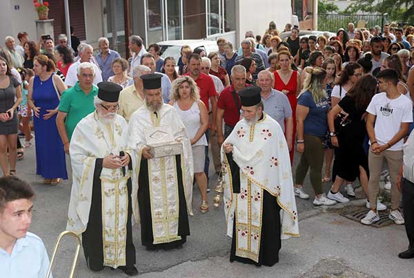 Αφίχθη στο Βελβεντό Μακεδονίας, της Ιεράς Μητροπόλεως Σερβίων και Κοζάνης, το ιερό λείψανο του Αγίου Διονυσίου εν Ολύμπω.  του παπαδάσκαλου Κωνσταντίνου Ι. Κώστα