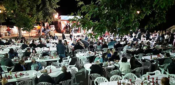 Γλέντι μέχρι αργά στο Μεταξιώτικο Αντάμωμα