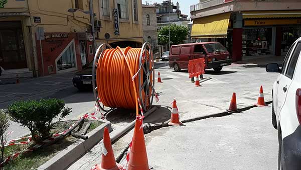 Κλειστή η Παύλου Χαρίση- Σε εξέλιξη το πέρασμα οπτικών ινών της Vodafone