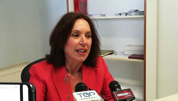 Καλλιόπη Βέττα: «Την κοινωνία που ονειρεύομαι την ταυτίζω με την Κοζάνη που μεγάλωσα και αγάπησα» – «Η πόρτα του γραφείου μου θα είναι ανοιχτή»