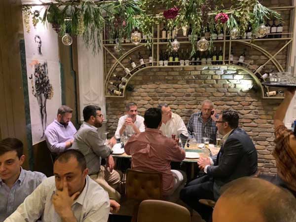 Στο κέντρο της Κοζάνης και στην Πτολεμαΐδα ο Κώστας Μπακογιάννης με τον Χρόνη Ακριτίδη μετά την εκδήλωση στην Εύξεινο Λέσχη