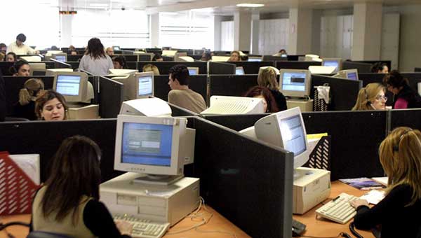«Παράθυρο» για τα κομμένα δώρα των δημοσίων υπαλλήλων -Τι «βλέπει» η νομική υπηρεσία της ΑΔΕΔΥ