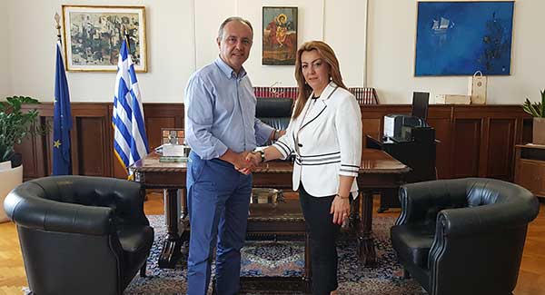 Ο Υφ. Εσωτερικών Θεόδωρος Καράογλου υποδέχθηκε στο Γραφείου του Πρωθυπουργού στη Θεσσαλονίκη την Μαρία Αντωνίου