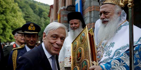 Στην Παναγία Σουμελά ο Προκόπης Παυλόπουλος -«Να αναγνωρισθεί διεθνώς η Γενοκτονία των Ελλήνων του Πόντου» [εικόνες & βίντεο]
