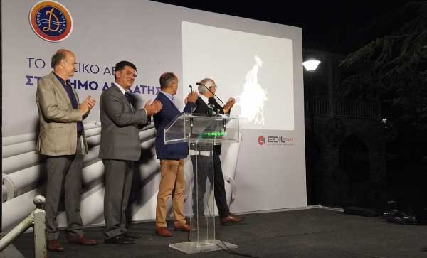 Κατασκευή δικτύου διανομής φυσικού αερίου στην πόλη της Δεσκάτης. (video)
