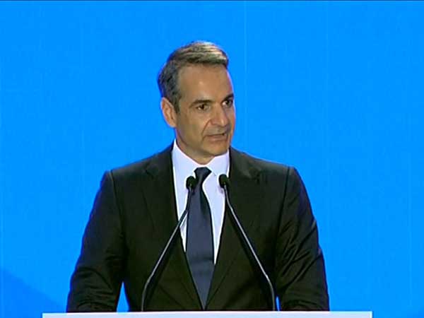 Κυριάκος Μητσοτάκης στον Economist: «Η Δυτική Μακεδονία να μεταβεί  στη νέα εποχή χωρίς απώλεια θέσεων εργασίας και πλούτου» – «Μέχρι το 2030 οι ανανεώσιμες πηγές ενέργειας θα καλύπτουν το 60% της παραγωγής»