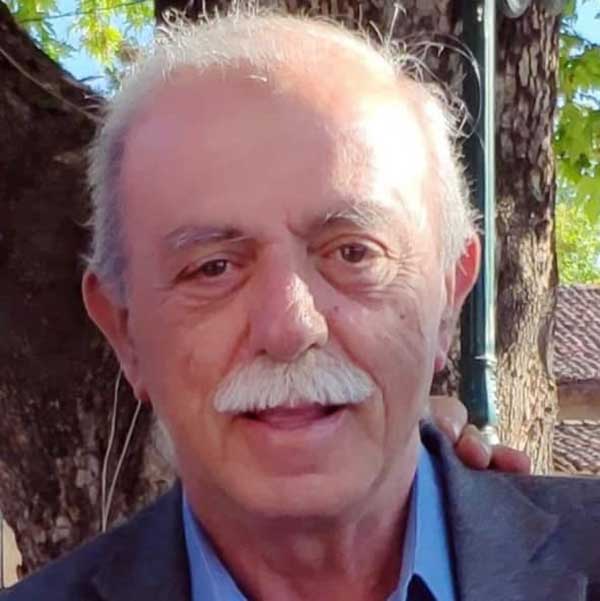 Αύριο Κυριακή 29 Σεπτεμβρίου θα τελεστεί ο 40ημερο μνημόσυνο του πρώην δημάρχου Σιάτιστας  Κων/νου Κοσμίδη  στον ιερό Ναό του Αγίου Νικολάου στην Σιάτιστα