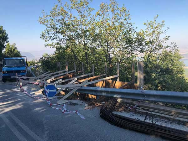Δείτε φωτογραφίες από την αποκατάσταση φθορών του δρόμου Παλαιογρατσάνου -Καταφυγίου