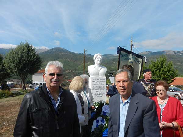 Ο Σύνδεσμος Γραμμάτων και Τεχνών στα αποκαλυπτήρια της αείμνηστης μακεδονίτισσας Αθηνάς -Τζινίκου Κακούλη από το Βελβεντό