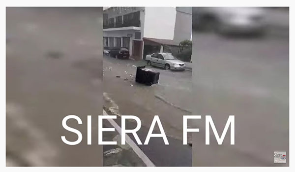 Σιάτιστα: Φοβερή καταιγίδα. Διέκοψε την κυκλοφορία, παρέσυρε κάδους. Βίντεο