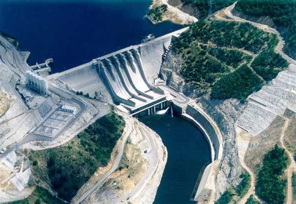 ΥΠΕΝ: Καταργούνται οι δημοπρασίες λιγνιτικής και υδροηλεκτρικής παραγωγής της ΔΕΗ