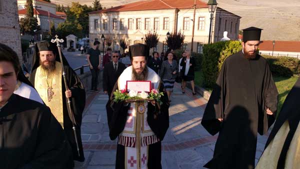 Σιάτιστα – Υποδοχή Ιερού Λειψάνου Αγίου Δημητρίου από την Μητρόπολη Καστοριάς (φωτογραφίες – video)