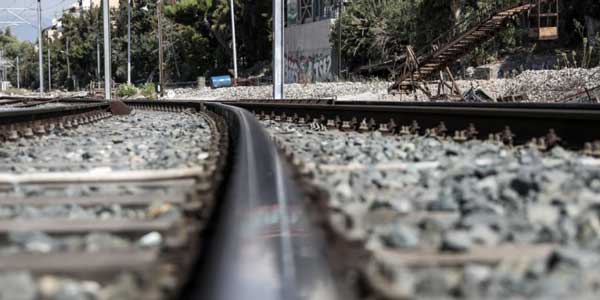 Φλώρινα: Τρένο παρέσυρε αγροτικό σε αφύλαχτη διάβαση -Ένας τραυματίας