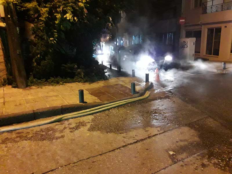 Πυκνός ατμός επί της οδού Φον Κοζάνη και Ιουστινιανού από βλάβη της τηλεθέρμανσης
