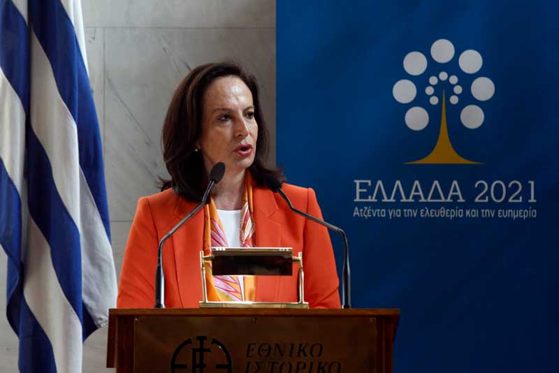 Άννα Διαμαντοπούλου: Η κατάργηση 37 πανεπιστημιακών τμημάτων υπηρετεί το δημόσιο συμφέρον