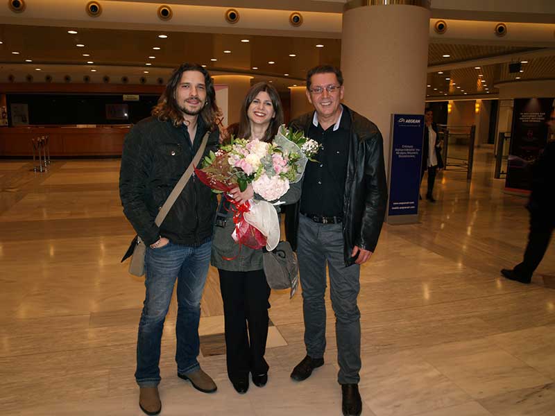 Η Έρη Κουρμπαλή στη διεύθυνση της συναυλίας της ΑΕΛΙΑ με το Δημήτρη Μπάση στο Μέγαρο Μουσικής Θεσσαλονίκης