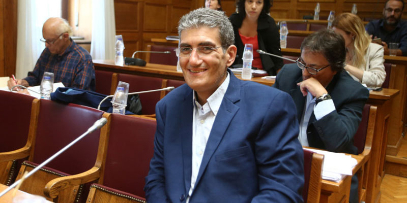 Το Twitter κάνει πάρτι με το «ποινικά κολάσιμο» μπάρμπεκιου του Γιαννούλη