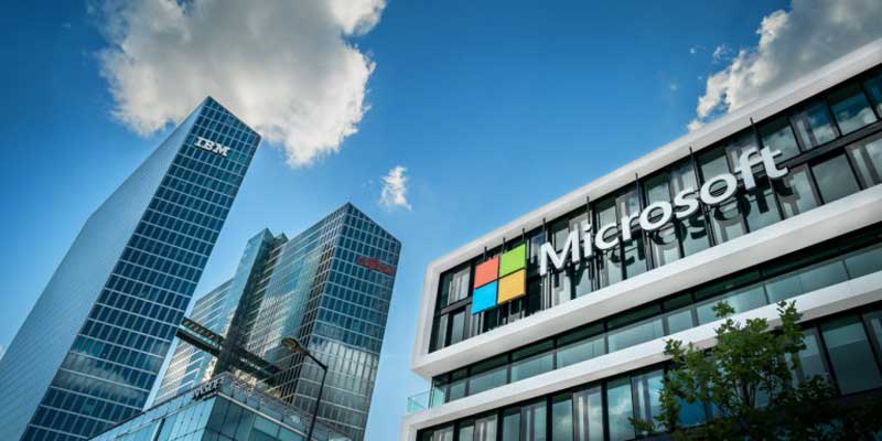 Η Microsoft δοκίμασε την τετραήμερη εργασία -Αυξήθηκε η παραγωγικότητα των εργαζομένων κατά 40%