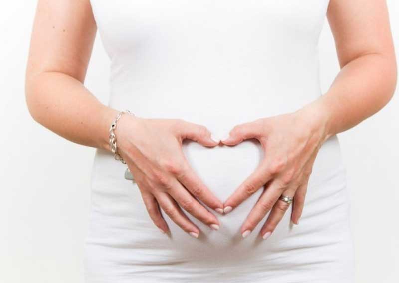 Ηλίας Μόσιαλος: “Εμβόλια και εγκυμοσύνη: Όχι ακόμα”