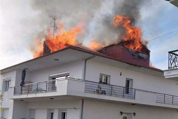 Φωτιά σε σπίτι στο Μαυροχώρι Καστοριάς