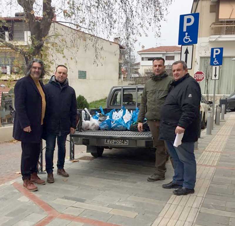 Μια πράξη αλληλεγγύης από τους κυνηγούς των Σερβίων